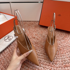 🌾G393顶级品质Hermès/爱马仕2026新品Kelly扣细带猫跟凉鞋单鞋当Kelly包的传奇基因邂 🌾G393顶级品质Hermès/爱马仕2026新品Kelly扣细带猫跟凉鞋单鞋当Kelly包的传奇基因邂