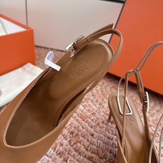 🌾G393顶级品质Hermès/爱马仕2026新品Kelly扣细带猫跟凉鞋单鞋当Kelly包的传奇基因邂 🌾G393顶级品质Hermès/爱马仕2026新品Kelly扣细带猫跟凉鞋单鞋当Kelly包的传奇基因邂