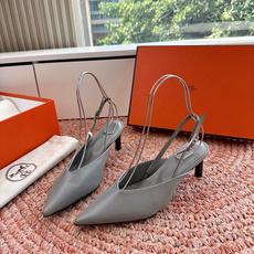 🌾G393顶级品质Hermès/爱马仕2026新品Kelly扣细带猫跟凉鞋单鞋当Kelly包的传奇基因邂 🌾G393顶级品质Hermès/爱马仕2026新品Kelly扣细带猫跟凉鞋单鞋当Kelly包的传奇基因邂