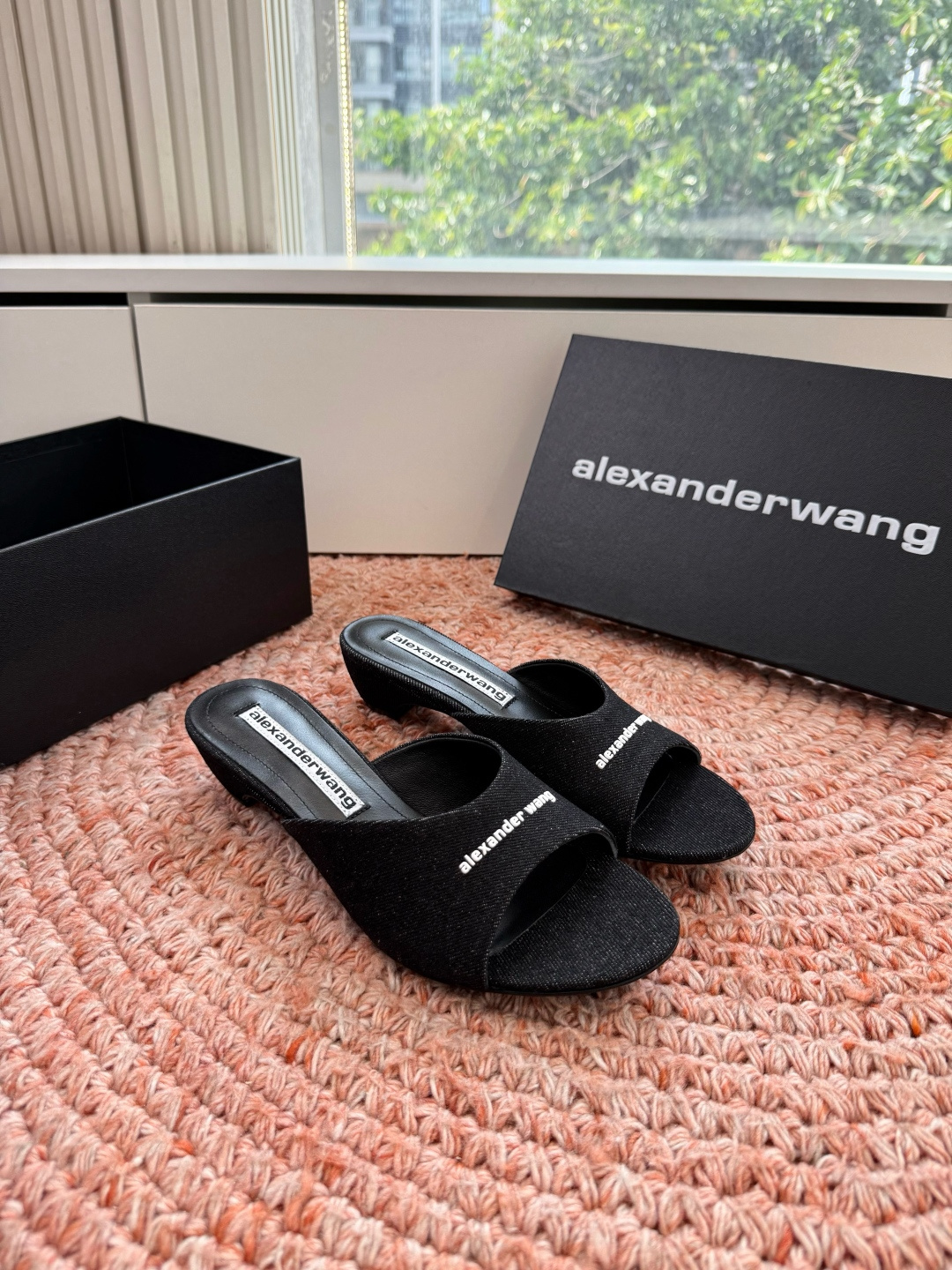 🌾G013顶级品质AlexanderWan* 大王 春夏最新款 凉拖鞋 个性御姐风 超有质感 爱了爱了 🌾G013顶级品质AlexanderWan* 大王 春夏最新款 凉拖鞋 个性御姐风 超有质感 爱了爱了