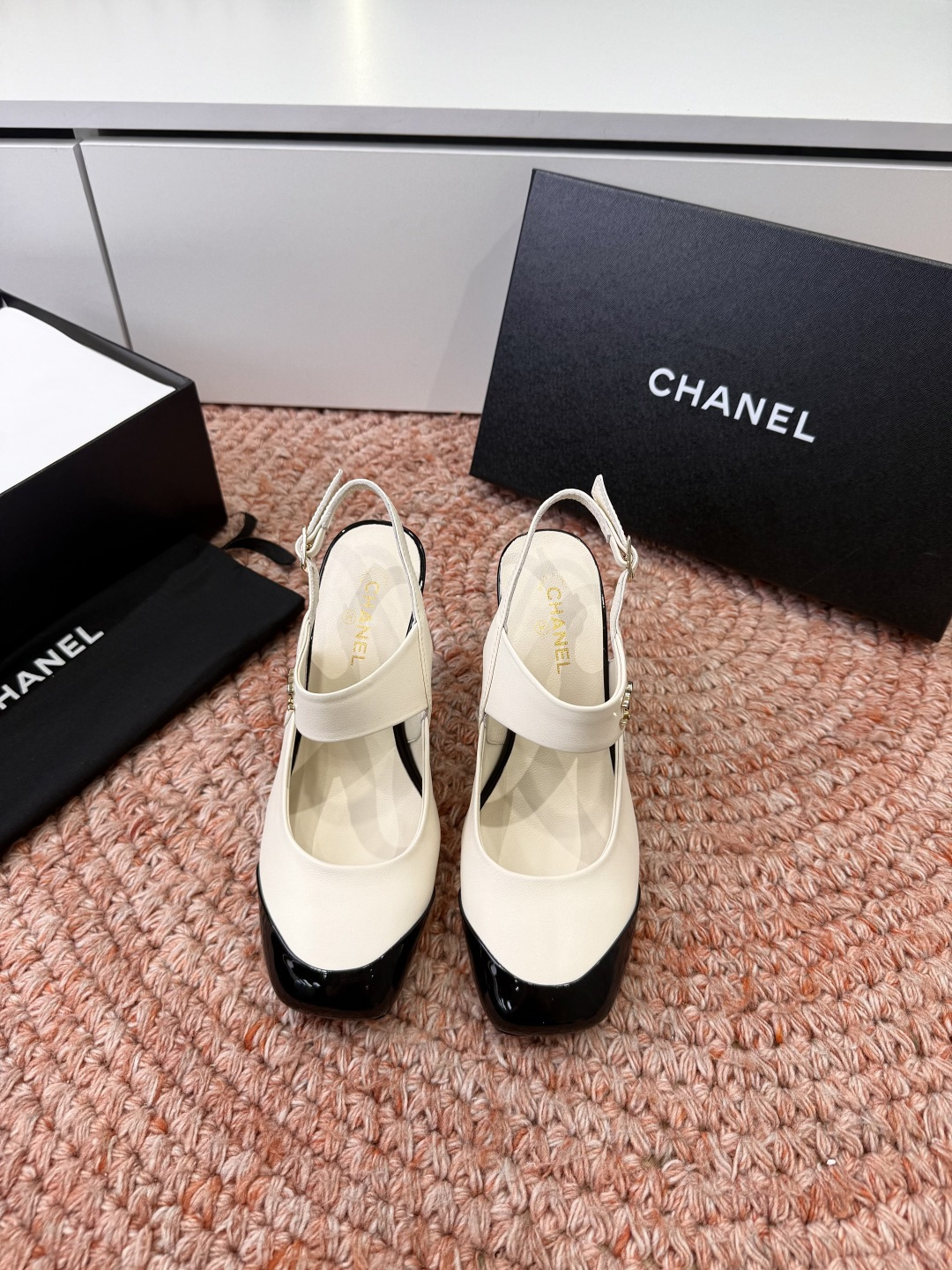 🌾G238😀CHANEL* 香奈儿小香2026专柜同步新款高跟鞋单鞋凉鞋极简设计 超好搭配的日常款、无论