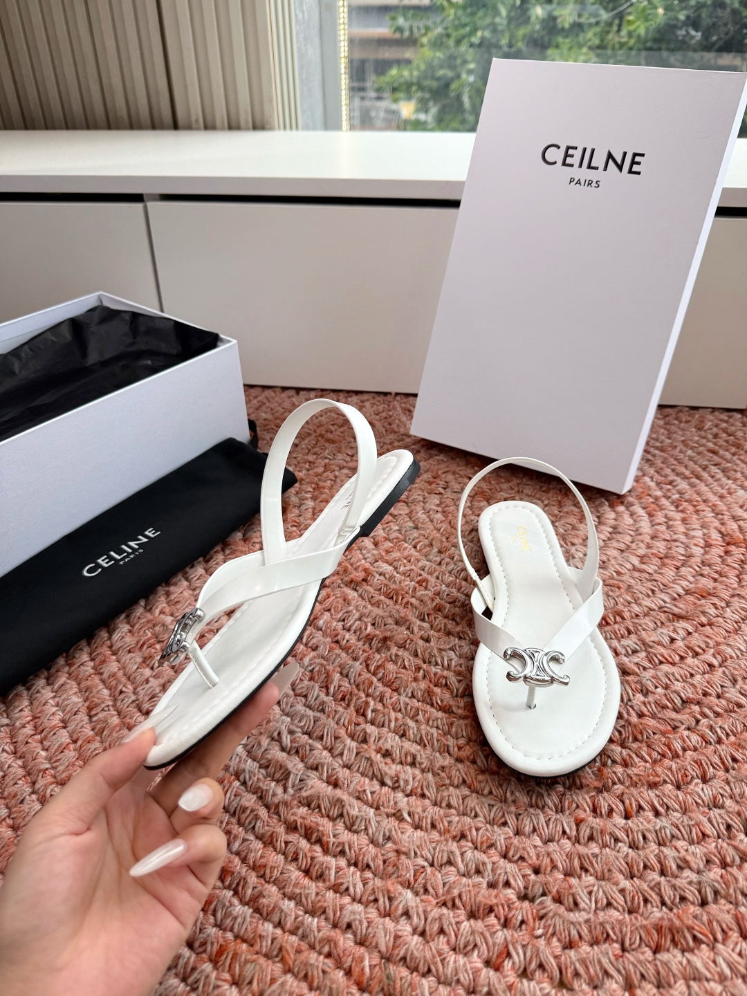 🌾G039顶级品质Celine赛琳· 26ss·CAGE 凯旋门夹脚沙滩罗马平底凉鞋CELINE CAG
