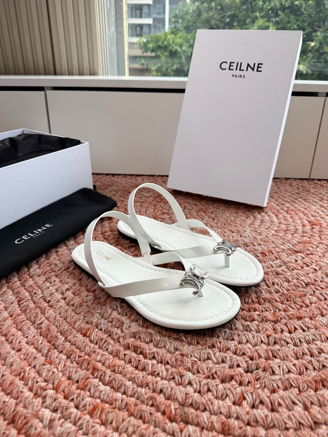 🌾G039顶级品质Celine赛琳· 26ss·CAGE 凯旋门夹脚沙滩罗马平底凉鞋CELINE CAG