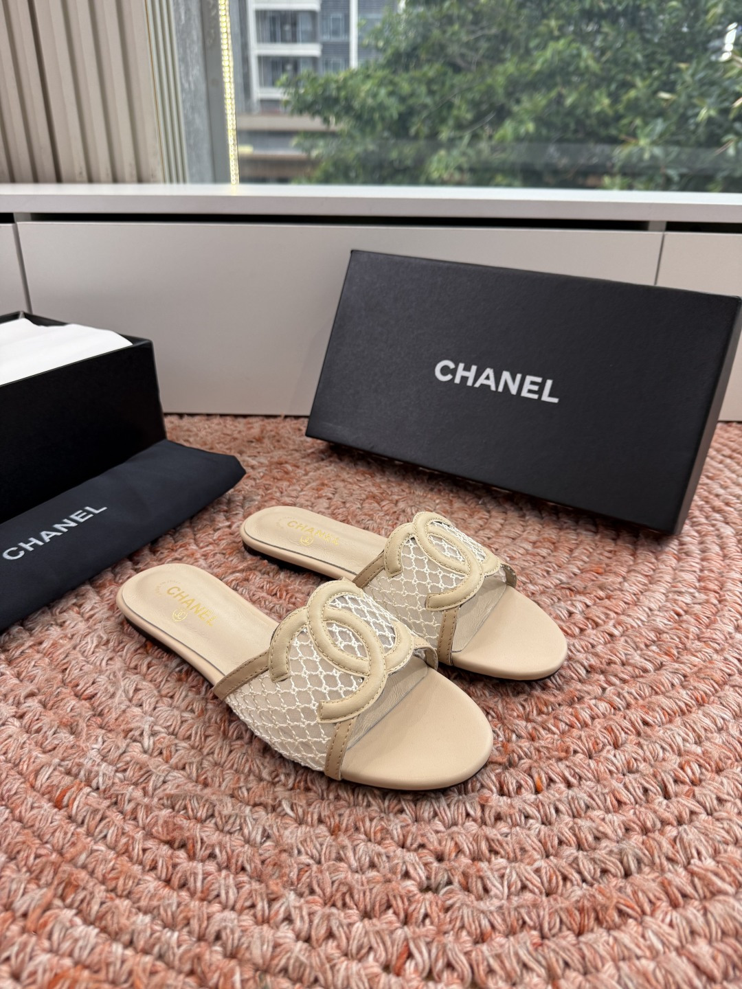 🌾G187顶级Chanel 2026ss小香沙滩凉鞋 顶级专柜品质 每年必入的经典款之一!最新出双C金属 🌾G187顶级Chanel 2026ss小香沙滩凉鞋 顶级专柜品质 每年必入的经典款之一!最新出双C金属
