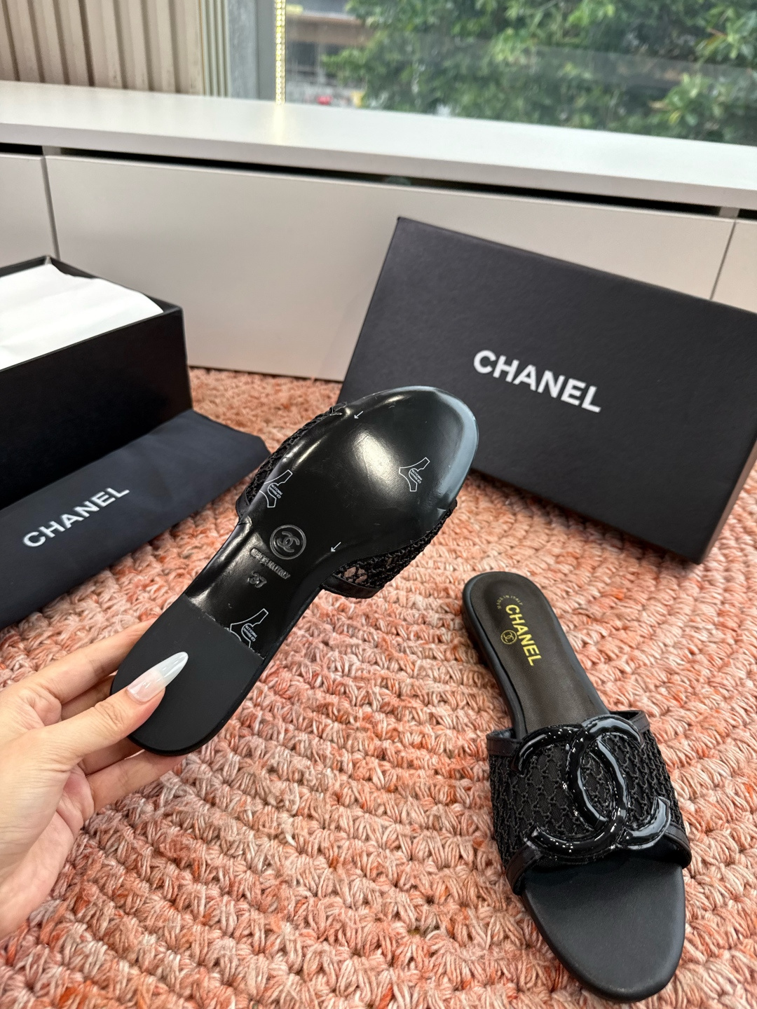 🌾G187顶级Chanel 2026ss小香沙滩凉鞋 顶级专柜品质 每年必入的经典款之一!最新出双C金属 🌾G187顶级Chanel 2026ss小香沙滩凉鞋 顶级专柜品质 每年必入的经典款之一!最新出双C金属