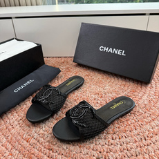 🌾G187顶级Chanel 2026ss小香沙滩凉鞋 顶级专柜品质 每年必入的经典款之一!最新出双C金属 🌾G187顶级Chanel 2026ss小香沙滩凉鞋 顶级专柜品质 每年必入的经典款之一!最新出双C金属