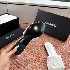 🌾G187顶级Chanel 2026ss小香沙滩凉鞋 顶级专柜品质 每年必入的经典款之一!最新出双C金属 🌾G187顶级Chanel 2026ss小香沙滩凉鞋 顶级专柜品质 每年必入的经典款之一!最新出双C金属