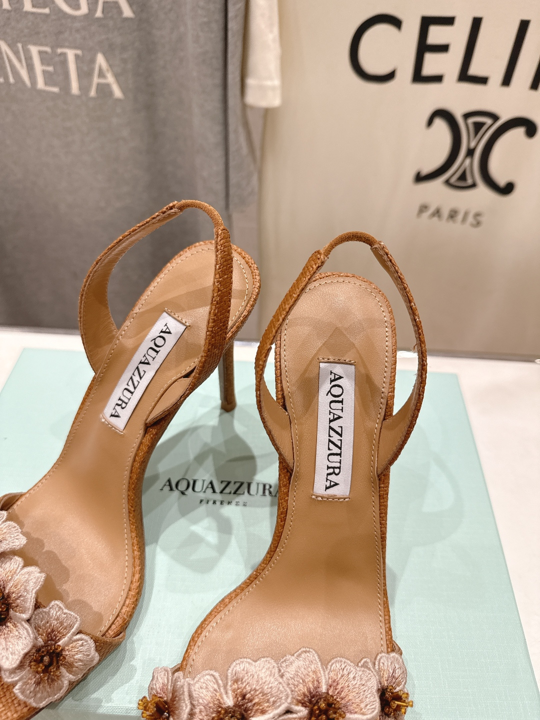 高版本出厂 「ᴀqᴜᴀᴢᴢᴜʀᴀ」AQUAZZURA/菠萝F072 2026ss夏季新款花卉高跟凉鞋__