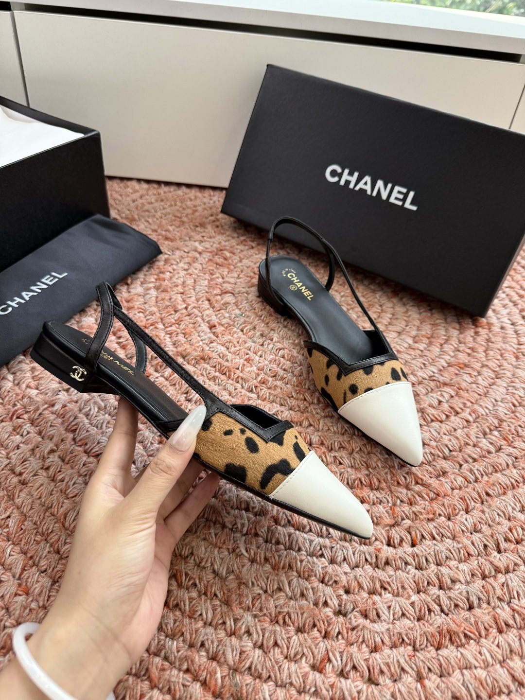 🌾G238😀CHANEL* 香奈儿小香2026专柜同步新款高跟鞋单鞋凉鞋极简设计 超好搭配的日常款、无论 🌾G238😀CHANEL* 香奈儿小香2026专柜同步新款高跟鞋单鞋凉鞋极简设计 超好搭配的日常款、无论