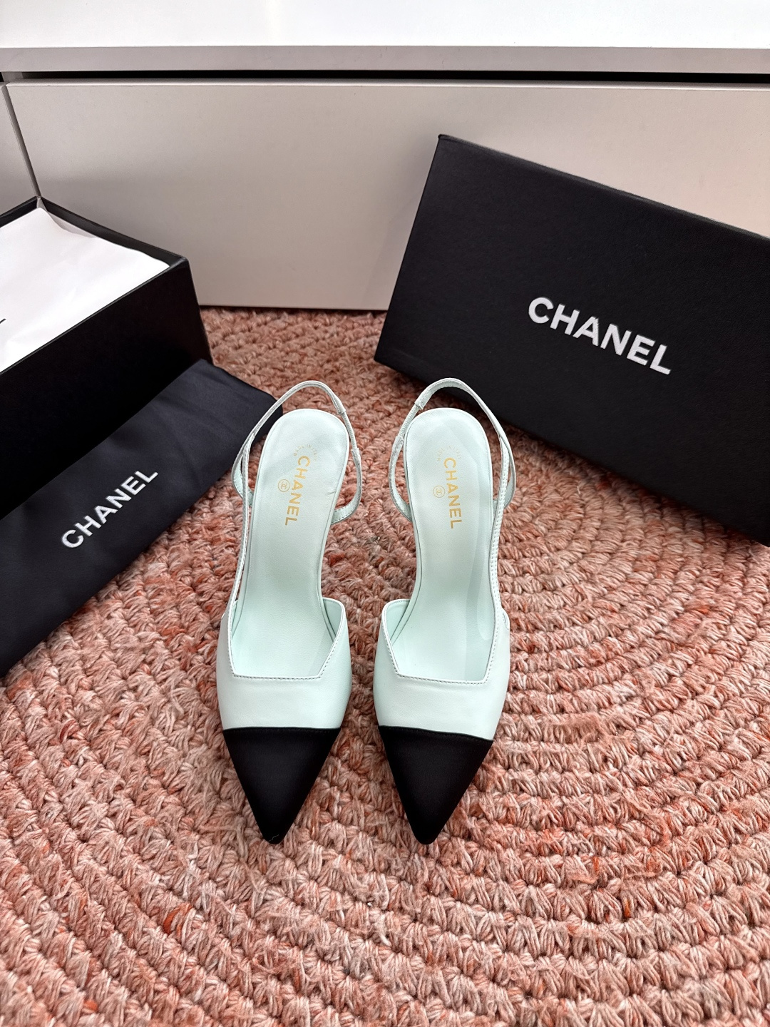 🌾G238😀CHANEL* 香奈儿小香2026专柜同步新款高跟鞋单鞋凉鞋极简设计 超好搭配的日常款、无论