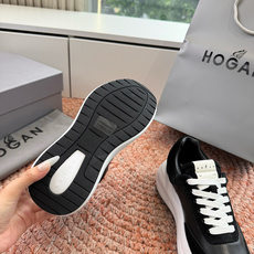 🌾G398HOGAN霍根鞋子德训鞋26新配色这可让我怎么选呀?看迷糊了吧这波hog都很好看最喜欢还是脚感 🌾G398HOGAN霍根鞋子德训鞋26新配色这可让我怎么选呀?看迷糊了吧这波hog都很好看最喜欢还是脚感