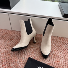 G238级CHANE*2026小香奈儿切尔西短靴妥妥的自留款!!比经典款Slingback舒服太多啦!每 G238级CHANE*2026小香奈儿切尔西短靴妥妥的自留款!!比经典款Slingback舒服太多啦!每