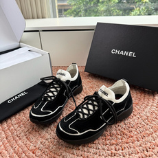 🌾G027CHANEL 小香26ss经典菱格休闲鞋 德训鞋‼️ 把奢雅揉进日常穿搭,柔软皮革菱格质感绝佳 🌾G027CHANEL 小香26ss经典菱格休闲鞋 德训鞋‼️ 把奢雅揉进日常穿搭,柔软皮革菱格质感绝佳