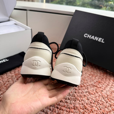 🌾G027CHANEL 小香26ss经典菱格休闲鞋 德训鞋‼️ 把奢雅揉进日常穿搭,柔软皮革菱格质感绝佳 🌾G027CHANEL 小香26ss经典菱格休闲鞋 德训鞋‼️ 把奢雅揉进日常穿搭,柔软皮革菱格质感绝佳