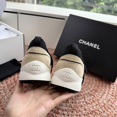 🌾G027CHANEL 小香26ss经典菱格休闲鞋 德训鞋‼️ 把奢雅揉进日常穿搭,柔软皮革菱格质感绝佳 🌾G027CHANEL 小香26ss经典菱格休闲鞋 德训鞋‼️ 把奢雅揉进日常穿搭,柔软皮革菱格质感绝佳