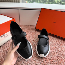 G059顶级品质Hermes爱马仕 H家 休闲玛丽珍魔术贴小白鞋运动风格山羊皮运动鞋,搭配灵感源自经典“ G059顶级品质Hermes爱马仕 H家 休闲玛丽珍魔术贴小白鞋运动风格山羊皮运动鞋,搭配灵感源自经典“