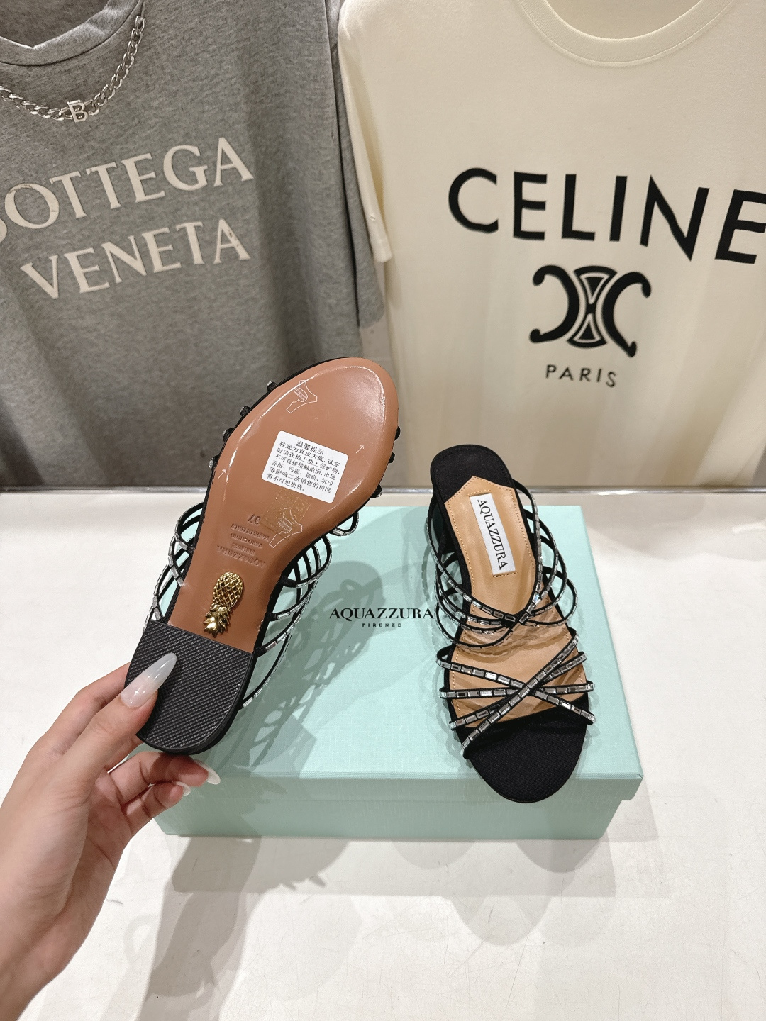 高版本出厂 「ᴀqᴜᴀᴢᴢᴜʀᴀ」AQUAZZURA/菠萝F072 2026ss夏季新款抽条烫钻高跟拖鞋