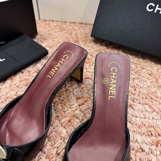 G030😀CHANEL* 香奈儿小香2026专柜同步新款高跟鞋单鞋凉鞋极简设计 超好搭配的日常款、无论高 G030😀CHANEL* 香奈儿小香2026专柜同步新款高跟鞋单鞋凉鞋极简设计 超好搭配的日常款、无论高