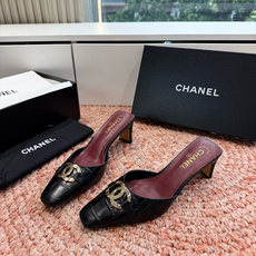 G030😀CHANEL* 香奈儿小香2026专柜同步新款高跟鞋单鞋凉鞋极简设计 超好搭配的日常款、无论高 G030😀CHANEL* 香奈儿小香2026专柜同步新款高跟鞋单鞋凉鞋极简设计 超好搭配的日常款、无论高