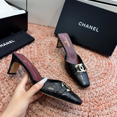 G030😀CHANEL* 香奈儿小香2026专柜同步新款高跟鞋单鞋凉鞋极简设计 超好搭配的日常款、无论高 G030😀CHANEL* 香奈儿小香2026专柜同步新款高跟鞋单鞋凉鞋极简设计 超好搭配的日常款、无论高