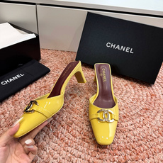 G030😀CHANEL* 香奈儿小香2026专柜同步新款高跟鞋单鞋凉鞋极简设计 超好搭配的日常款、无论高 G030😀CHANEL* 香奈儿小香2026专柜同步新款高跟鞋单鞋凉鞋极简设计 超好搭配的日常款、无论高