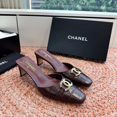 G030😀CHANEL* 香奈儿小香2026专柜同步新款高跟鞋单鞋凉鞋极简设计 超好搭配的日常款、无论高 G030😀CHANEL* 香奈儿小香2026专柜同步新款高跟鞋单鞋凉鞋极简设计 超好搭配的日常款、无论高