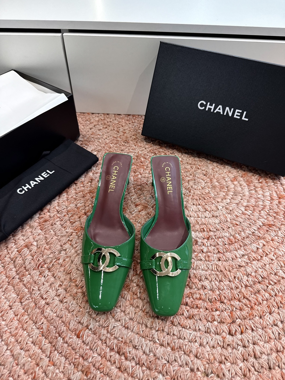 G030😀CHANEL* 香奈儿小香2026专柜同步新款高跟鞋单鞋凉鞋极简设计 超好搭配的日常款、无论高