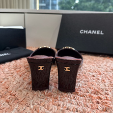 G030😀CHANEL* 香奈儿小香2026专柜同步新款高跟鞋单鞋凉鞋极简设计 超好搭配的日常款、无论高 G030😀CHANEL* 香奈儿小香2026专柜同步新款高跟鞋单鞋凉鞋极简设计 超好搭配的日常款、无论高