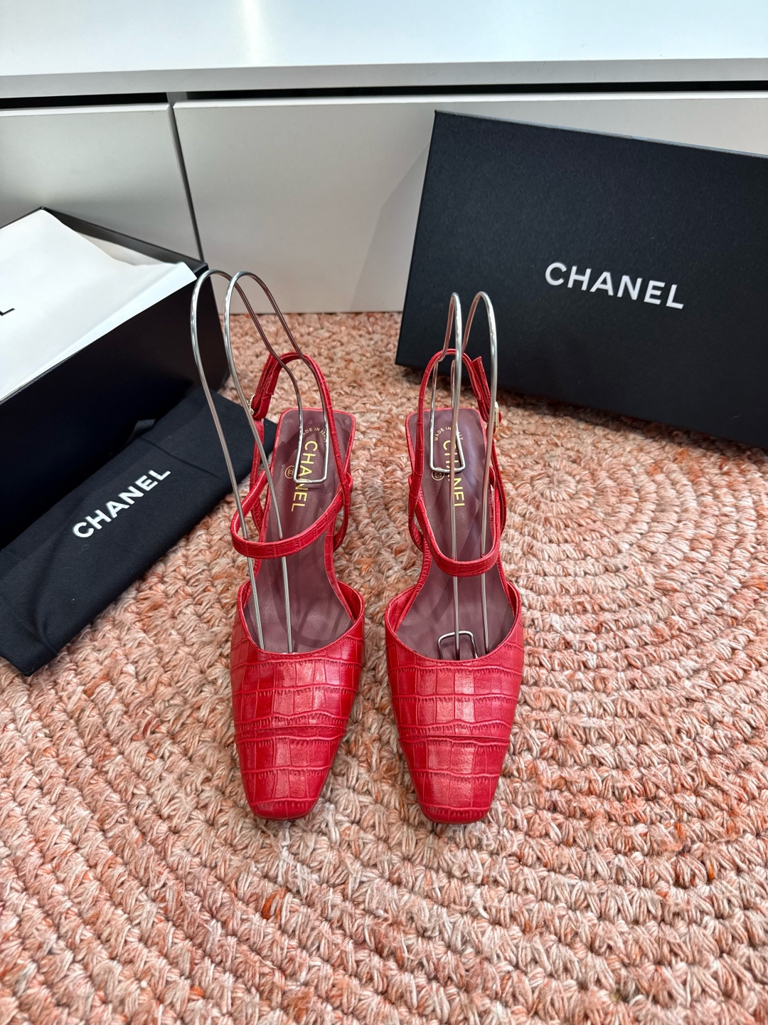 G030😀CHANEL* 香奈儿小香2026专柜同步新款高跟鞋单鞋凉鞋极简设计 超好搭配的日常款、无论高