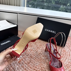 G030😀CHANEL* 香奈儿小香2026专柜同步新款高跟鞋单鞋凉鞋极简设计 超好搭配的日常款、无论高 G030😀CHANEL* 香奈儿小香2026专柜同步新款高跟鞋单鞋凉鞋极简设计 超好搭配的日常款、无论高