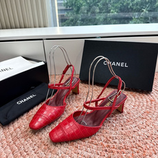 G030😀CHANEL* 香奈儿小香2026专柜同步新款高跟鞋单鞋凉鞋极简设计 超好搭配的日常款、无论高 G030😀CHANEL* 香奈儿小香2026专柜同步新款高跟鞋单鞋凉鞋极简设计 超好搭配的日常款、无论高