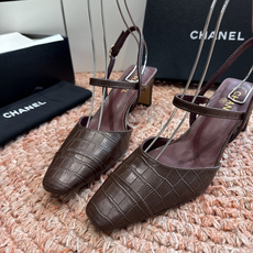 G030😀CHANEL* 香奈儿小香2026专柜同步新款高跟鞋单鞋凉鞋极简设计 超好搭配的日常款、无论高 G030😀CHANEL* 香奈儿小香2026专柜同步新款高跟鞋单鞋凉鞋极简设计 超好搭配的日常款、无论高