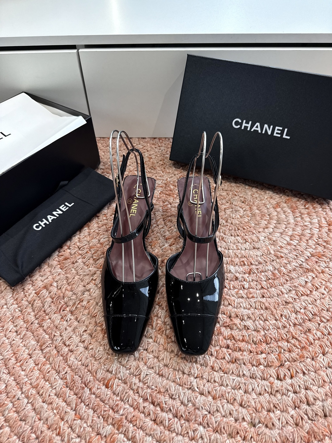G030😀CHANEL* 香奈儿小香2026专柜同步新款高跟鞋单鞋凉鞋极简设计 超好搭配的日常款、无论高