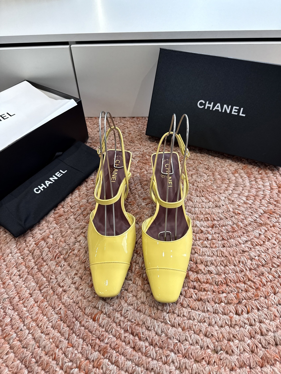 G030😀CHANEL* 香奈儿小香2026专柜同步新款高跟鞋单鞋凉鞋极简设计 超好搭配的日常款、无论高
