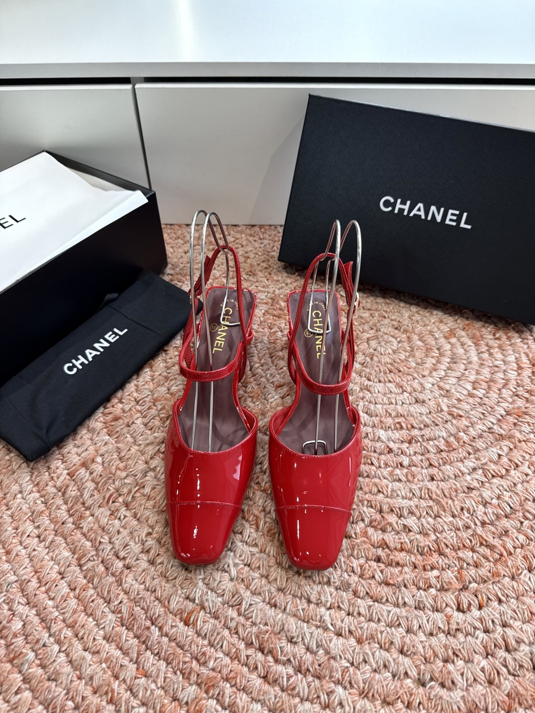 G030😀CHANEL* 香奈儿小香2026专柜同步新款高跟鞋单鞋凉鞋极简设计 超好搭配的日常款、无论高
