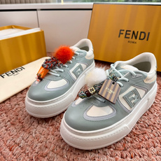 G036Fendi/芬迪2026年款老佛爷双F老花拼接潮流小白鞋低帮系带板鞋休闲鞋鞋面:原版牛皮内里:原 G036Fendi/芬迪2026年款老佛爷双F老花拼接潮流小白鞋低帮系带板鞋休闲鞋鞋面:原版牛皮内里:原