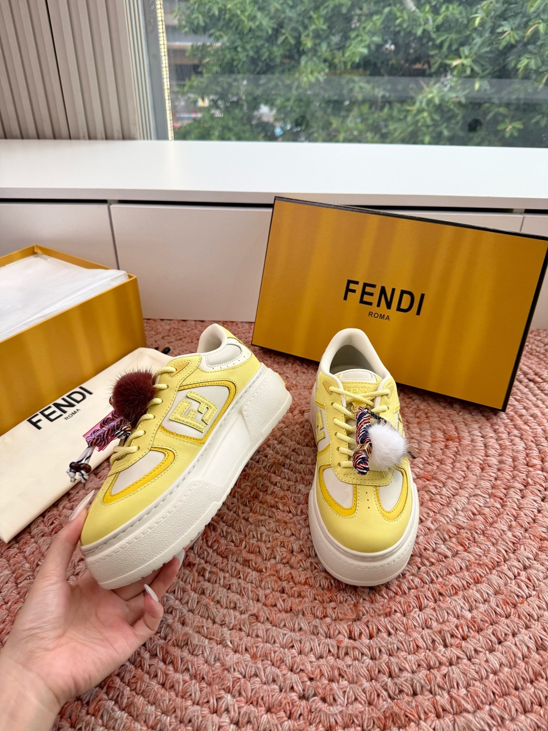 G036Fendi/芬迪2026年款老佛爷双F老花拼接潮流小白鞋低帮系带板鞋休闲鞋鞋面：原版牛皮内里：原