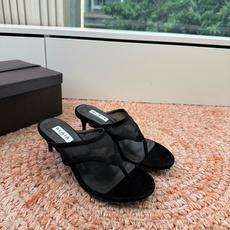 G241代购级阿莱雅Alaïa 镂空高跟凉鞋✨Alaïa这款镂空高跟凉鞋,采用网状皮革设计,透气又时 G241代购级阿莱雅Alaïa 镂空高跟凉鞋✨Alaïa这款镂空高跟凉鞋,采用网状皮革设计,透气又时