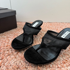 G241代购级阿莱雅Alaïa 镂空高跟凉鞋✨Alaïa这款镂空高跟凉鞋,采用网状皮革设计,透气又时 G241代购级阿莱雅Alaïa 镂空高跟凉鞋✨Alaïa这款镂空高跟凉鞋,采用网状皮革设计,透气又时
