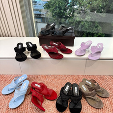 G241代购级阿莱雅Alaïa 镂空高跟凉鞋✨Alaïa这款镂空高跟凉鞋,采用网状皮革设计,透气又时 G241代购级阿莱雅Alaïa 镂空高跟凉鞋✨Alaïa这款镂空高跟凉鞋,采用网状皮革设计,透气又时