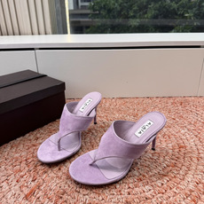 G241代购级阿莱雅Alaïa 镂空高跟凉鞋✨Alaïa这款镂空高跟凉鞋,采用网状皮革设计,透气又时 G241代购级阿莱雅Alaïa 镂空高跟凉鞋✨Alaïa这款镂空高跟凉鞋,采用网状皮革设计,透气又时