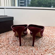 G241代购级阿莱雅Alaïa 镂空高跟凉鞋✨Alaïa这款镂空高跟凉鞋,采用网状皮革设计,透气又时 G241代购级阿莱雅Alaïa 镂空高跟凉鞋✨Alaïa这款镂空高跟凉鞋,采用网状皮革设计,透气又时