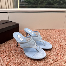 G241代购级阿莱雅Alaïa 镂空高跟凉鞋✨Alaïa这款镂空高跟凉鞋,采用网状皮革设计,透气又时 G241代购级阿莱雅Alaïa 镂空高跟凉鞋✨Alaïa这款镂空高跟凉鞋,采用网状皮革设计,透气又时