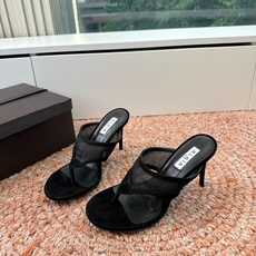 G241代购级阿莱雅Alaïa 镂空高跟凉鞋✨Alaïa这款镂空高跟凉鞋,采用网状皮革设计,透气又时 G241代购级阿莱雅Alaïa 镂空高跟凉鞋✨Alaïa这款镂空高跟凉鞋,采用网状皮革设计,透气又时