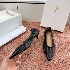 所见即所得G028代购级别the roe玛丽珍单鞋一定要收了它 有一丢高级又简约的感觉其实除了好看以外它 所见即所得G028代购级别the roe玛丽珍单鞋一定要收了它 有一丢高级又简约的感觉其实除了好看以外它
