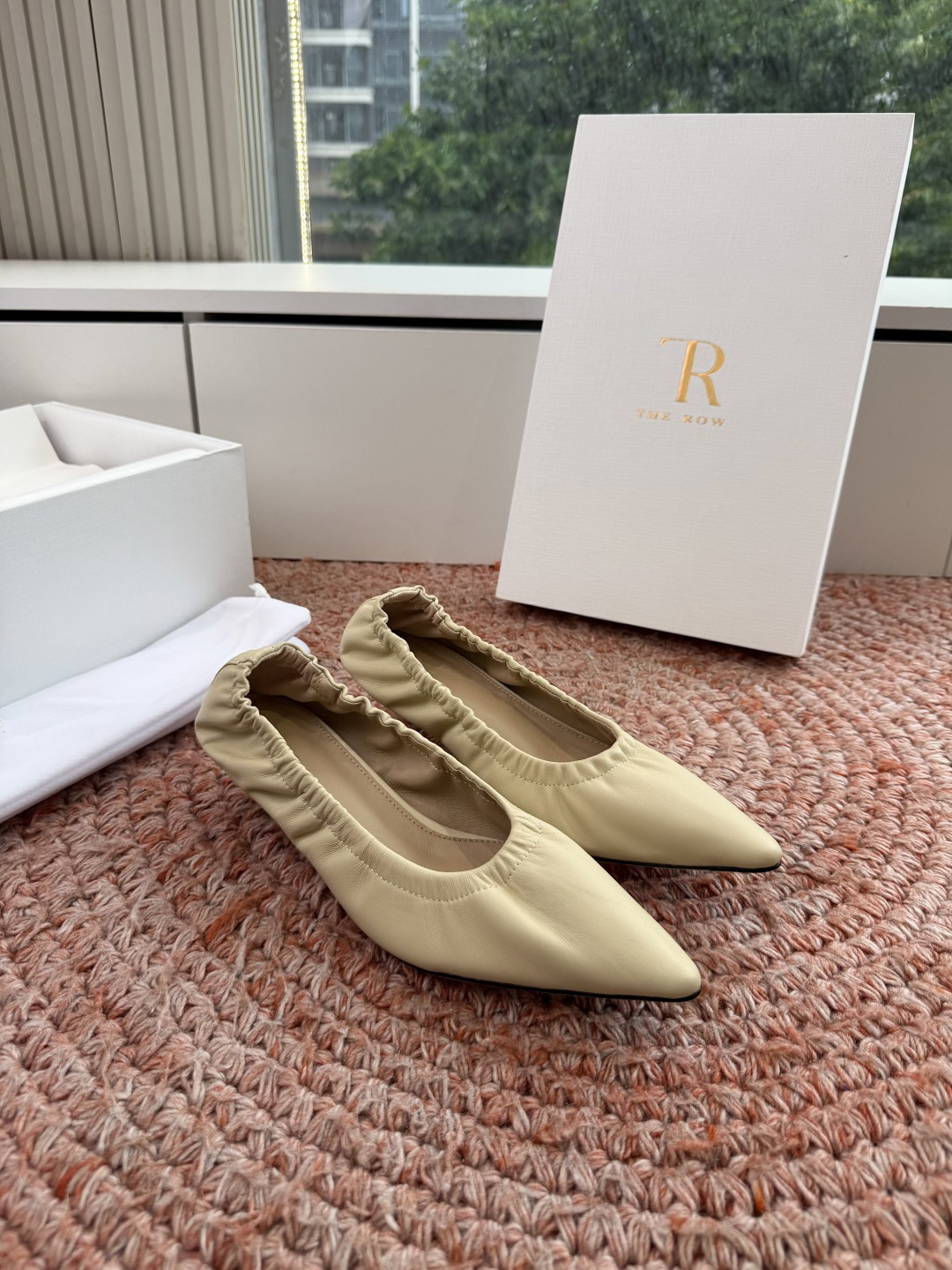 所见即所得G028代购级别the roe玛丽珍单鞋一定要收了它 有一丢高级又简约的感觉其实除了好看以外它