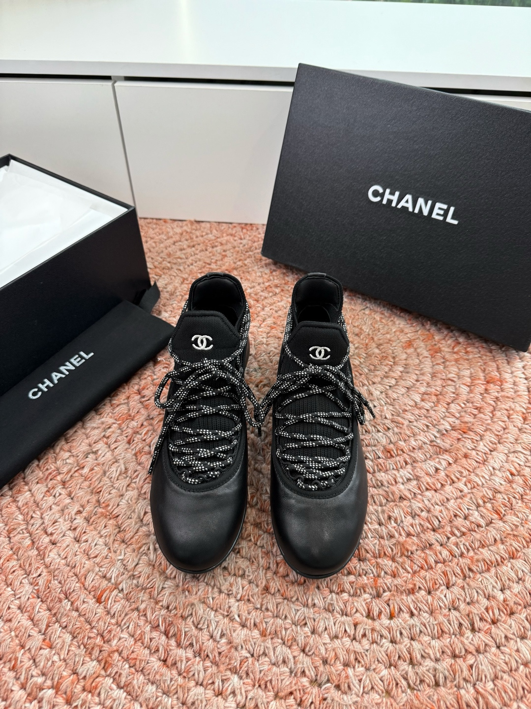 💰G266Chanel早秋新款德训鞋 高版本 这一季的高级手工坊价格超级好，质感也好，超柔软的里皮面皮 