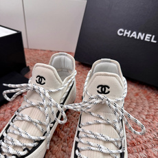 💰G266Chanel早秋新款德训鞋 高版本 这一季的高级手工坊价格超级好,质感也好,超柔软的里皮面皮 💰G266Chanel早秋新款德训鞋 高版本 这一季的高级手工坊价格超级好,质感也好,超柔软的里皮面皮