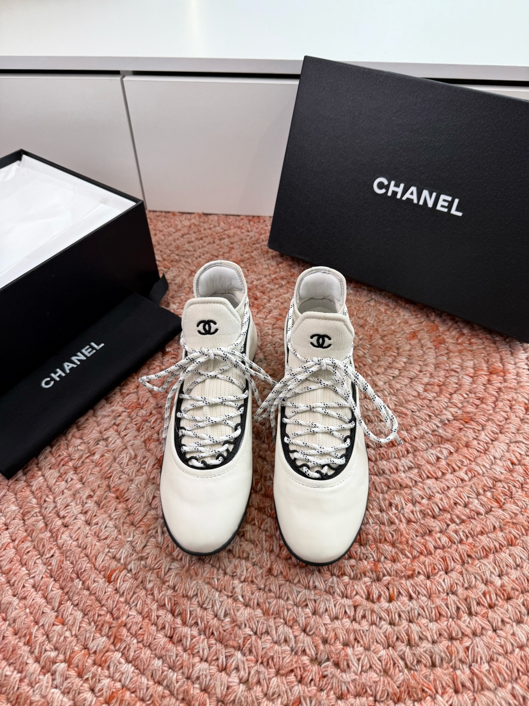 💰G266Chanel早秋新款德训鞋 高版本 这一季的高级手工坊价格超级好，质感也好，超柔软的里皮面皮 