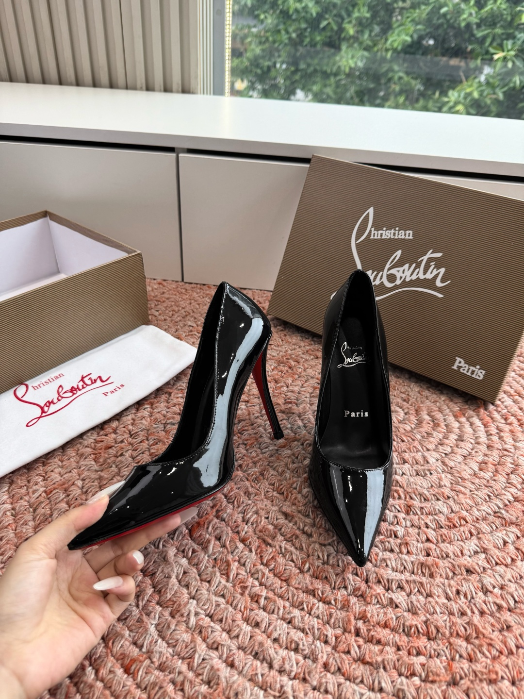 G277Christian Louboutin红底单鞋选到了颜色真好看呀[色色R]MyTheresa上现
